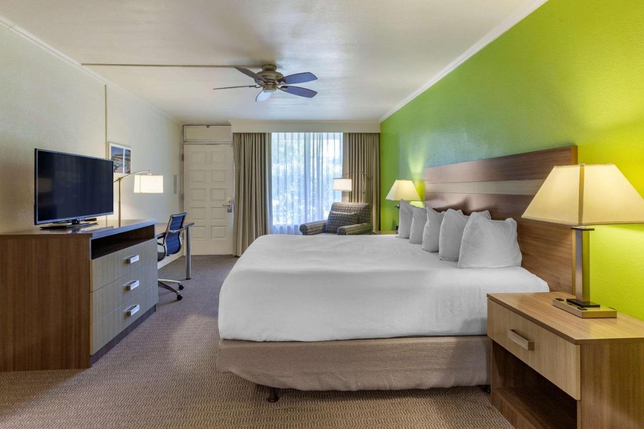 Best Western Plus Papago Inn & Resort Scottsdale Bagian luar foto